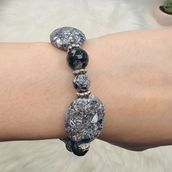 Large Beaded Unique Design Bracelets - Picture 2 of 4